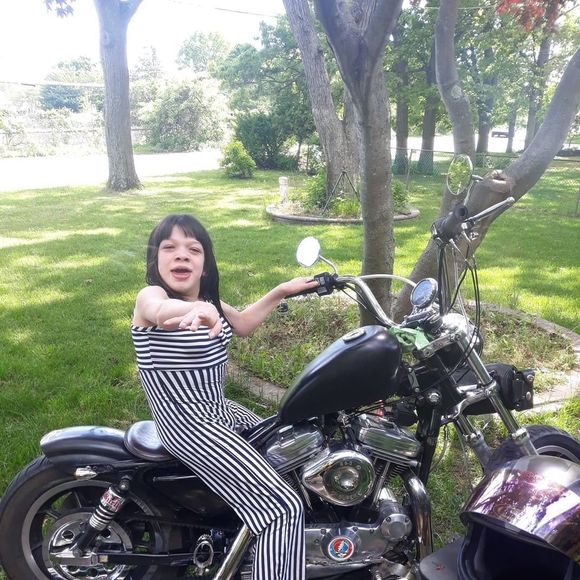 Meet your Posher, Adrian - Picture 1 of 1